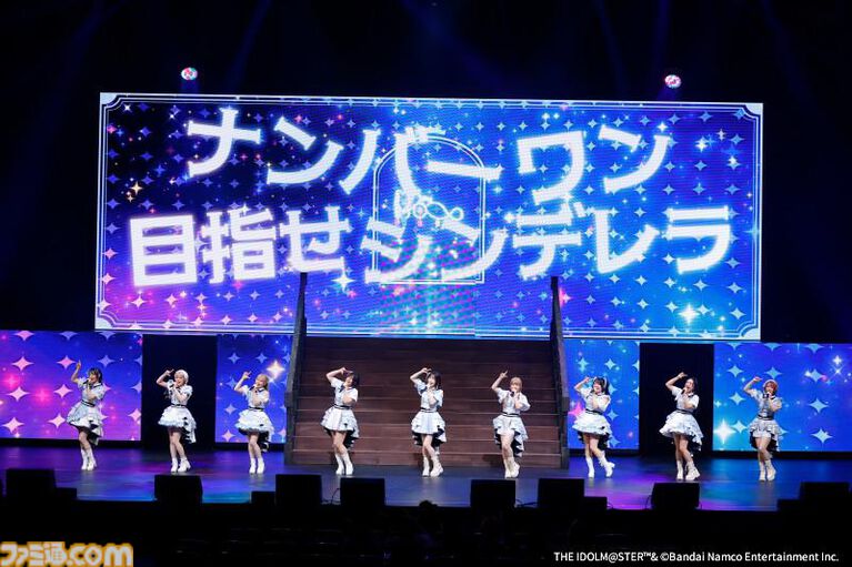 『デレミュ』第2弾“DERE of the DEAD”リポート。最後の希望を託された“りあむ”がオタクたちとゾンビの館の主に立ち向かう。客席を巻き込んだ演出盛りだくさんで没入感満点のステージ