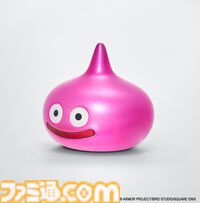 『ドラクエ』指人形のように遊べるミニパペットがかわいい。天空装備のメタルフィギュアやモンスターフィギュアなど新グッズがスクエニイーストアに新登場