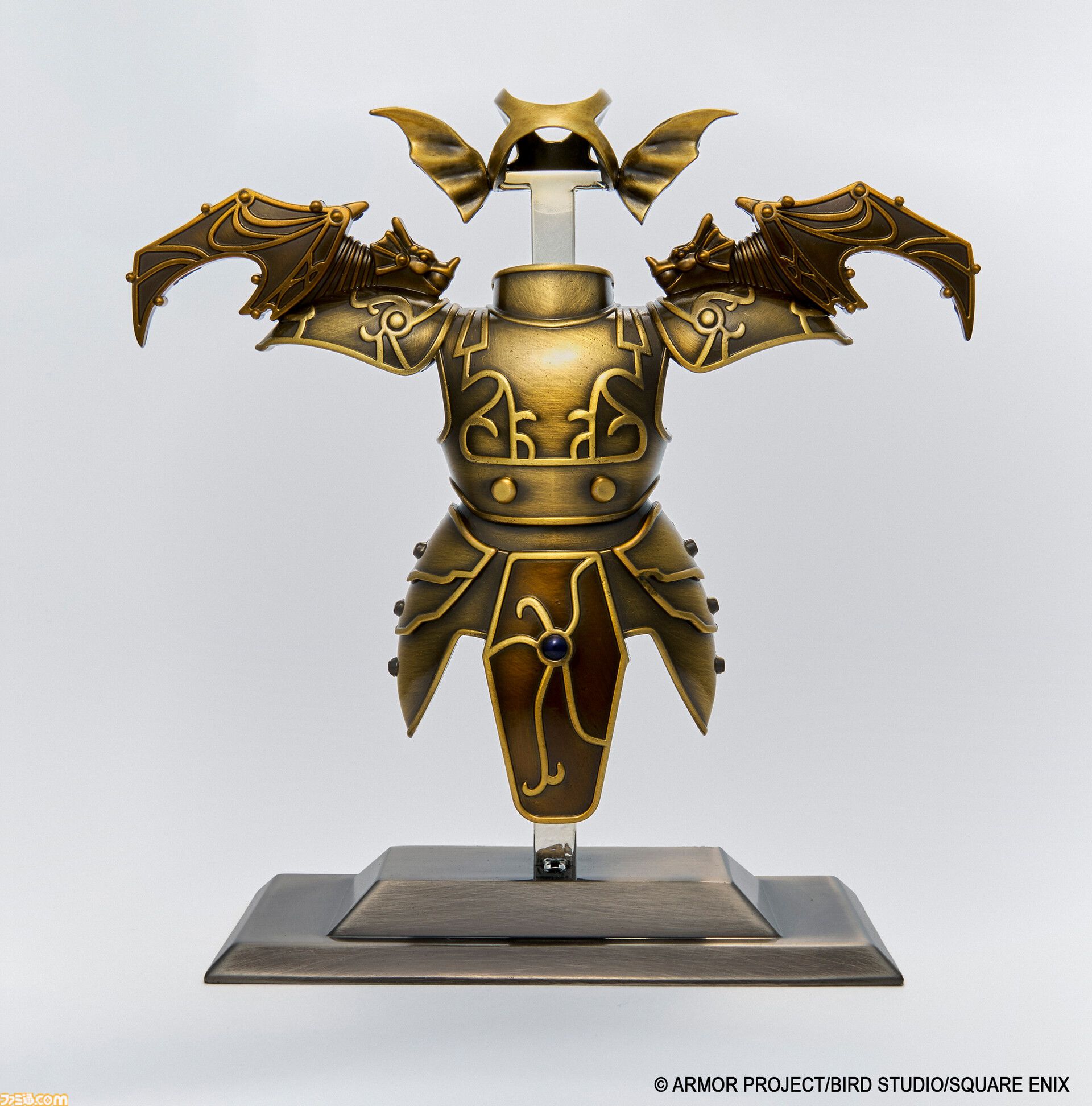 『ドラクエ』指人形のように遊べるミニパペットがかわいい。天空装備のメタルフィギュアやモンスターフィギュアなど新グッズがスクエニイーストアに新登場