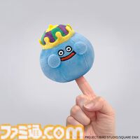 『ドラクエ』指人形のように遊べるミニパペットがかわいい。天空装備のメタルフィギュアやモンスターフィギュアなど新グッズがスクエニイーストアに新登場