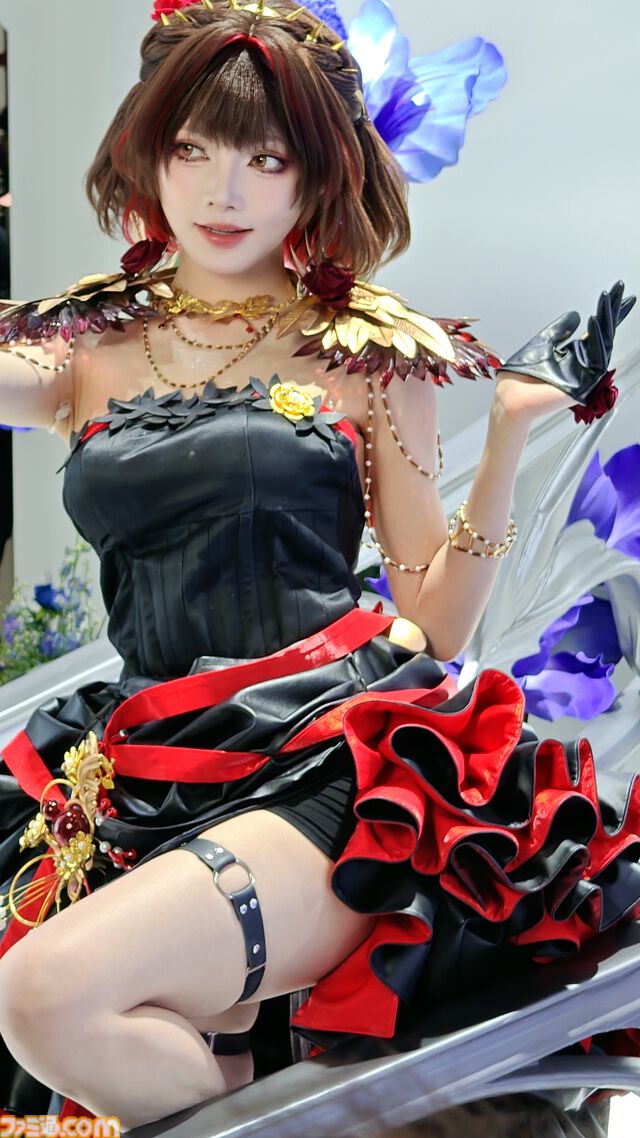 『白銀の城』ブースはまるで“お城”そのもの！ レッドローズやシンデレラの公式コスプレイヤーも美しすぎた。熱気あふれるBW2026をリポート【BilibiliWorld 2026】