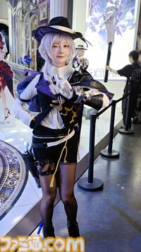 『白銀の城』ブースはまるで“お城”そのもの！ レッドローズやシンデレラの公式コスプレイヤーも美しすぎた。熱気あふれるBW2026をリポート【BilibiliWorld 2026】