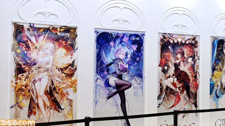 『白銀の城』ブースはまるで“お城”そのもの! レッドローズやシンデレラの公式コスプレイヤーも美しすぎた。熱気あふれるBW2026をリポート【BilibiliWorld 2026】