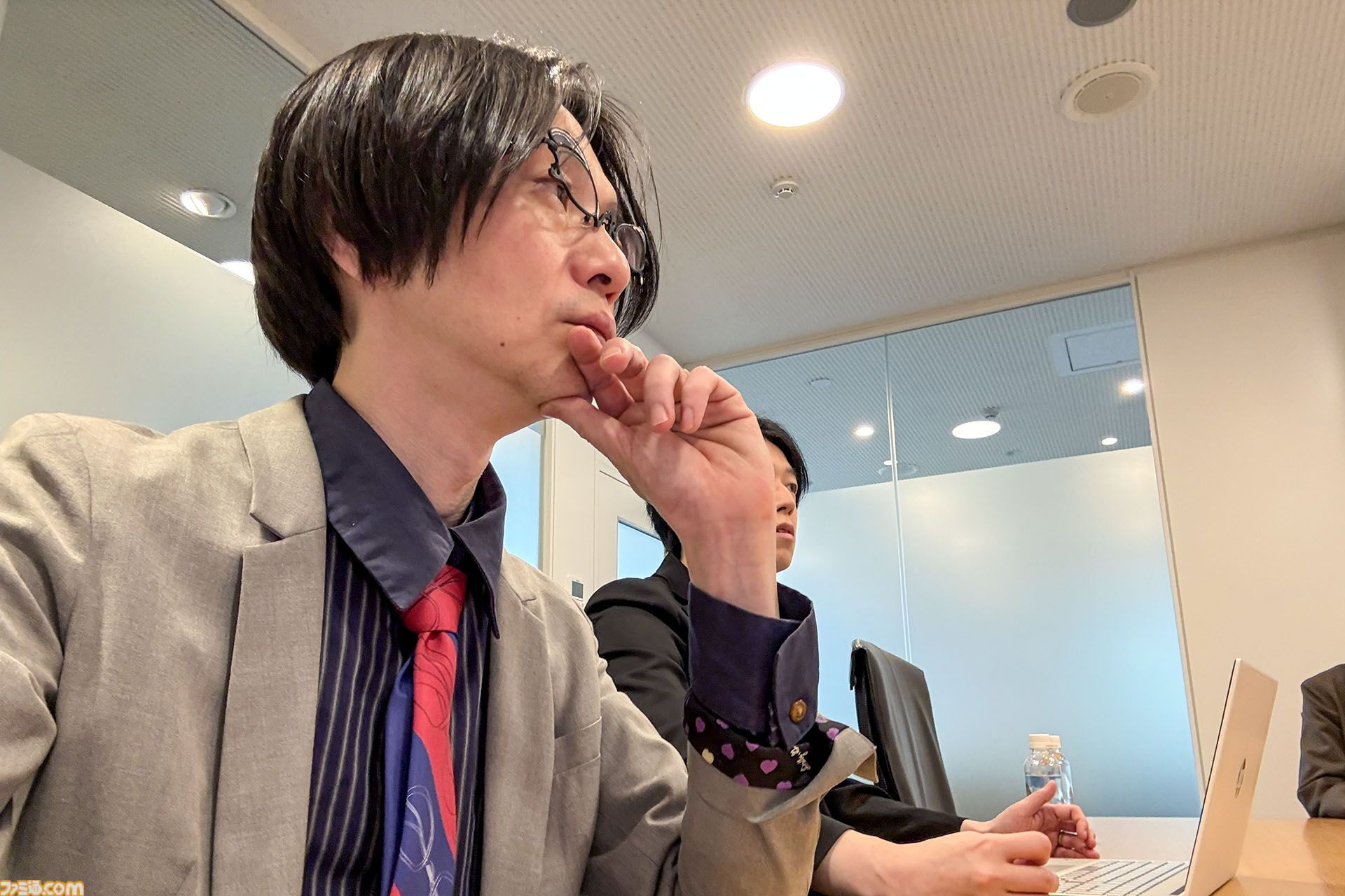 ニュージーランドのカードゲーム産業が6000％成長して国策に。大使館で聞く、ゼスプリ キウイの国はそんなことになっていたのか話