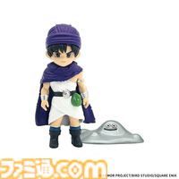 『ドラクエ』40周年くじが8月1日発売。歴代主人公＆スライム系モンスターのフィギュアが展開。冒険の書のノートも気になる