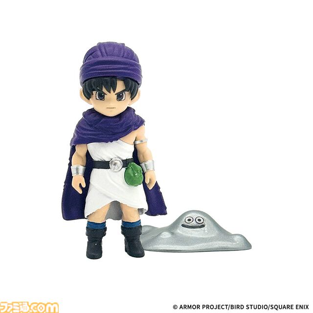 『ドラクエ』40周年くじが8月1日発売。歴代主人公＆スライム系モンスターのフィギュアが展開。冒険の書のノートも気になる