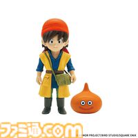 『ドラクエ』40周年くじが8月1日発売。歴代主人公＆スライム系モンスターのフィギュアが展開。冒険の書のノートも気になる
