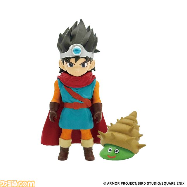 『ドラクエ』40周年くじが8月1日発売。歴代主人公＆スライム系モンスターのフィギュアが展開。冒険の書のノートも気になる