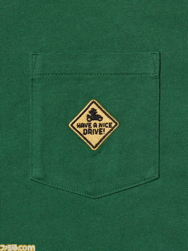『マリオカート ワールド』のTシャツとスウェットがユニクロで8月10日に発売。ステッカーを散りばめたTシャツがかわいい