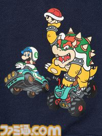 『マリオカート ワールド』のTシャツとスウェットがユニクロで8月10日に発売。ステッカーを散りばめたTシャツがかわいい