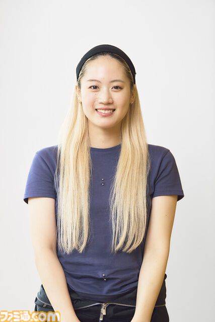 『ときめきメモリアル』とユナイテッドアローズがコラボ。藤崎詩織の制服ビジュアルをレーザー加工したデニムプリーツスカートなど日常ファッションにぴったりなおしゃれなラインナップに