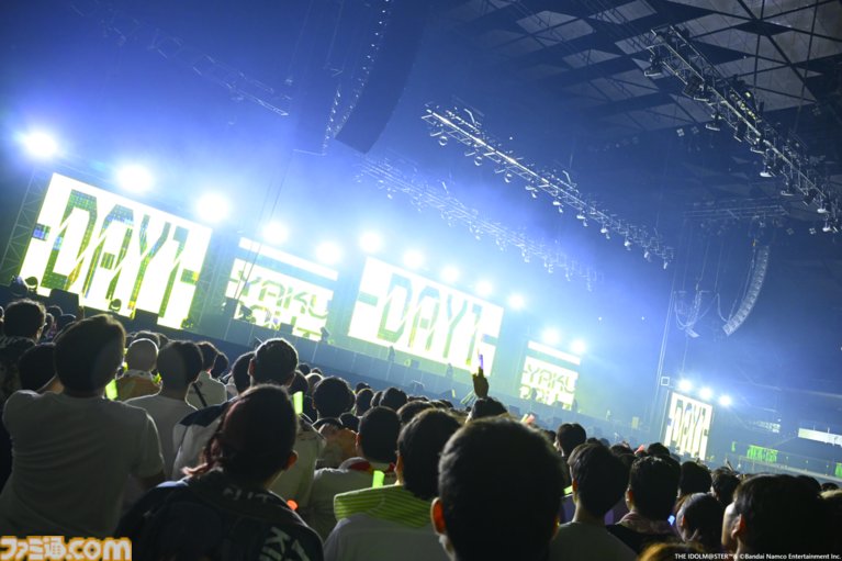 『アイマス』越境xRライブ“IWSF2026”1日目リポート。各ブランドから選抜されたダンス最強メンバーとプロのダンサーによる圧巻のステージが展開