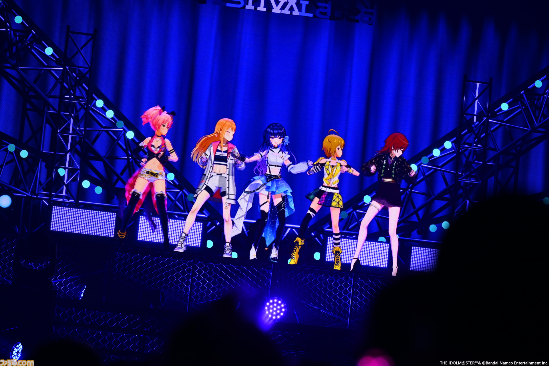 『アイマス』越境xRライブ“IWSF2026”1日目リポート。各ブランドから選抜されたダンス最強メンバーとプロのダンサーによる圧巻のステージが展開