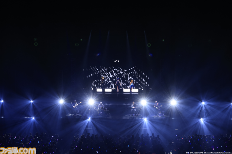 『アイマス』越境xRライブ“IWSF2026”2日目リポート。各ブランドが誇るボーカルアイドルのハイレベルな歌唱力と生バンドによるサウンドが会場を熱くする！