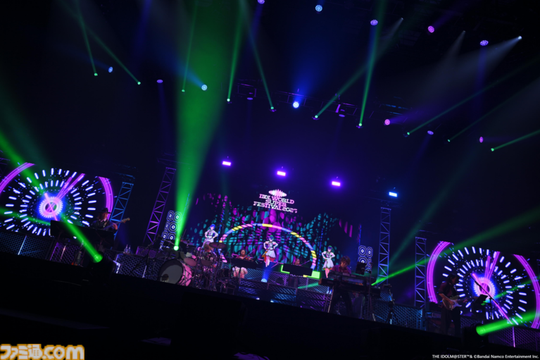 『アイマス』越境xRライブ“IWSF2026”2日目リポート。各ブランドが誇るボーカルアイドルのハイレベルな歌唱力と生バンドによるサウンドが会場を熱くする！