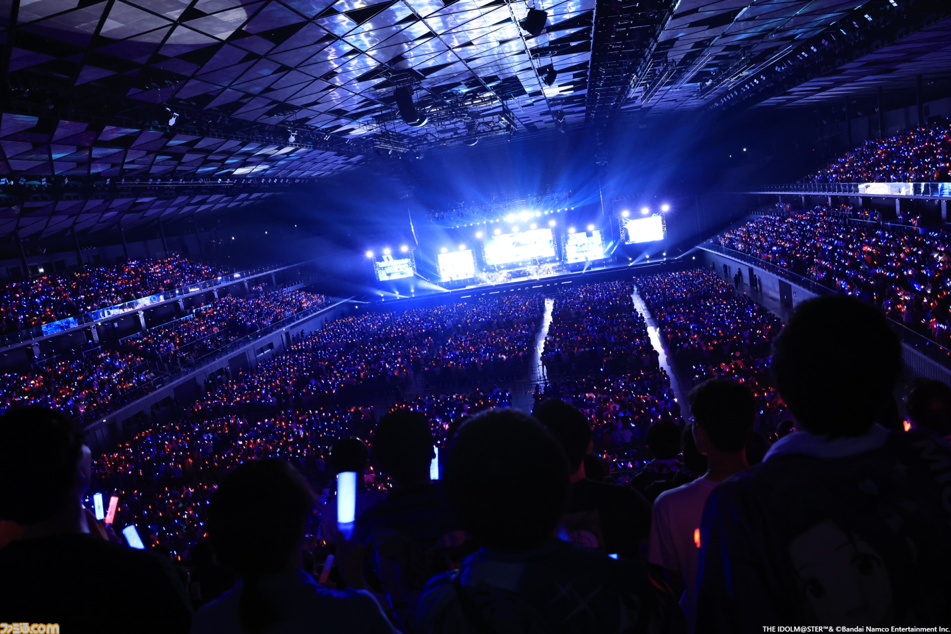 『アイマス』越境xRライブ“IWSF2026”2日目リポート。各ブランドが誇るボーカルアイドルのハイレベルな歌唱力と生バンドによるサウンドが会場を熱くする！