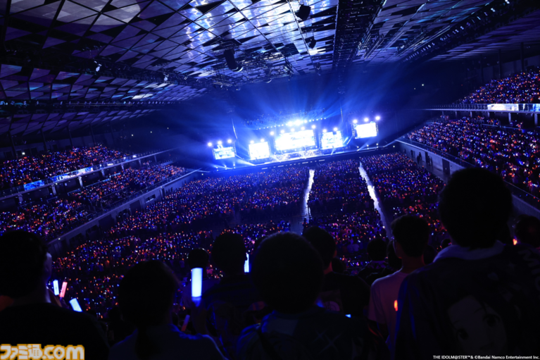 『アイマス』越境xRライブ“IWSF2026”2日目リポート。各ブランドが誇るボーカルアイドルのハイレベルな歌唱力と生バンドによるサウンドが会場を熱くする！
