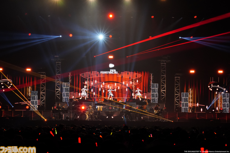 『アイマス』越境xRライブ“IWSF2026”2日目リポート。各ブランドが誇るボーカルアイドルのハイレベルな歌唱力と生バンドによるサウンドが会場を熱くする！