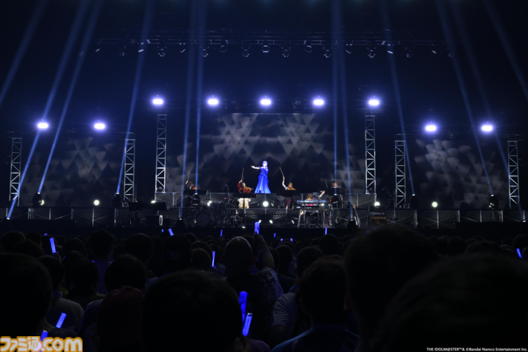 『アイマス』越境xRライブ“IWSF2026”2日目リポート。各ブランドが誇るボーカルアイドルのハイレベルな歌唱力と生バンドによるサウンドが会場を熱くする！