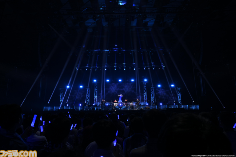 『アイマス』越境xRライブ“IWSF2026”2日目リポート。各ブランドが誇るボーカルアイドルのハイレベルな歌唱力と生バンドによるサウンドが会場を熱くする！