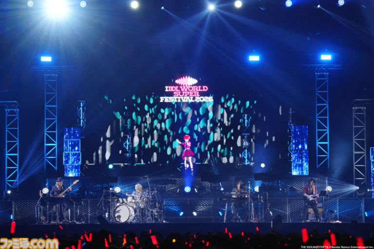 『アイマス』越境xRライブ“IWSF2026”2日目リポート。各ブランドが誇るボーカルアイドルのハイレベルな歌唱力と生バンドによるサウンドが会場を熱くする！