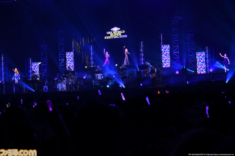『アイマス』越境xRライブ“IWSF2026”2日目リポート。各ブランドが誇るボーカルアイドルのハイレベルな歌唱力と生バンドによるサウンドが会場を熱くする！