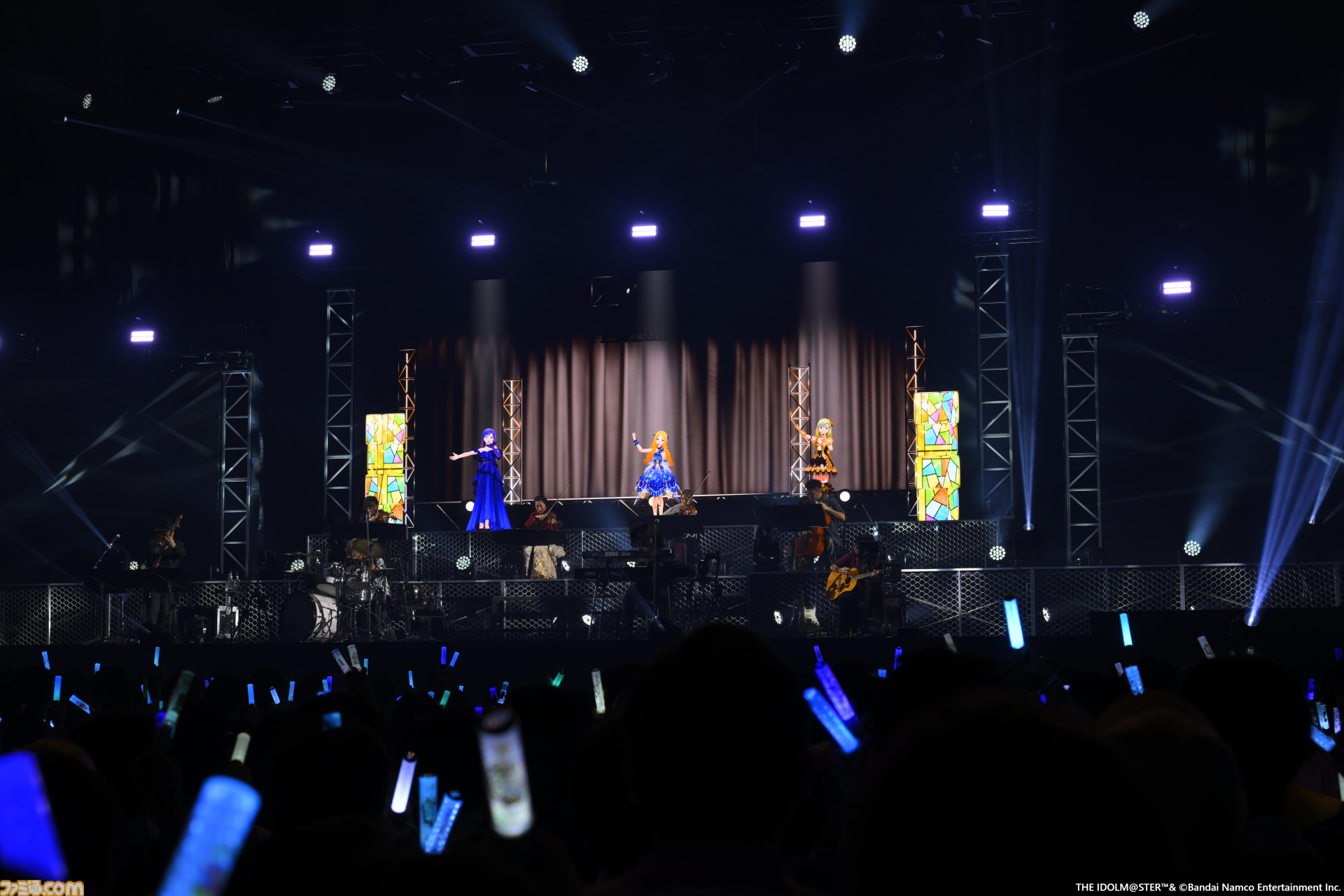 『アイマス』越境xRライブ“IWSF2026”2日目リポート。各ブランドが誇るボーカルアイドルのハイレベルな歌唱力と生バンドによるサウンドが会場を熱くする！