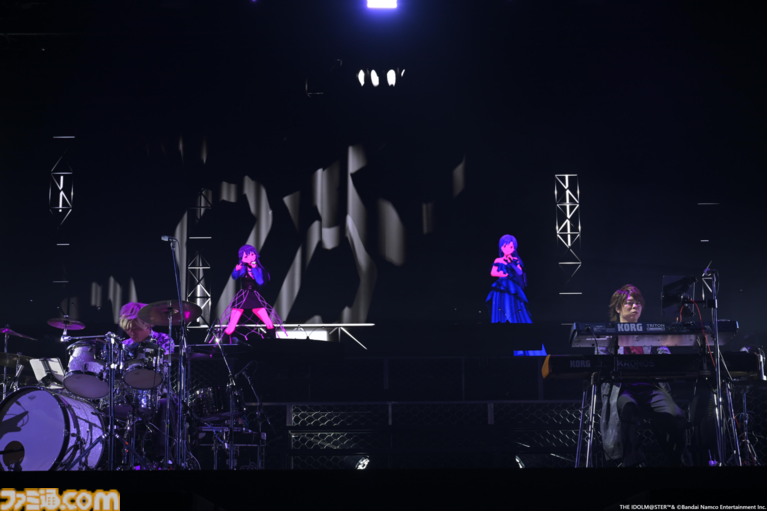 『アイマス』越境xRライブ“IWSF2026”2日目リポート。各ブランドが誇るボーカルアイドルのハイレベルな歌唱力と生バンドによるサウンドが会場を熱くする！