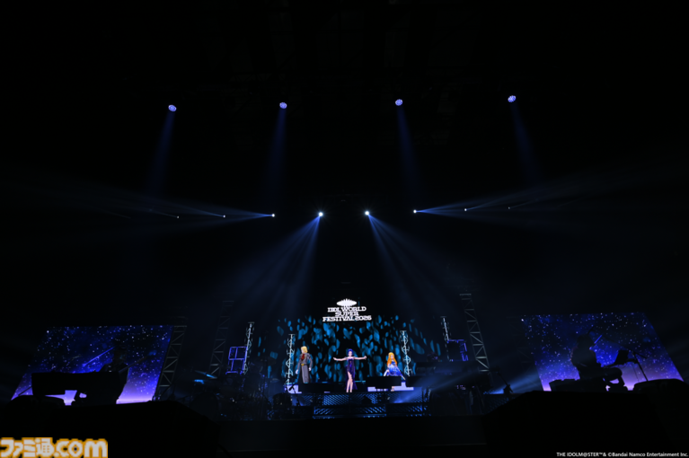 『アイマス』越境xRライブ“IWSF2026”2日目リポート。各ブランドが誇るボーカルアイドルのハイレベルな歌唱力と生バンドによるサウンドが会場を熱くする！