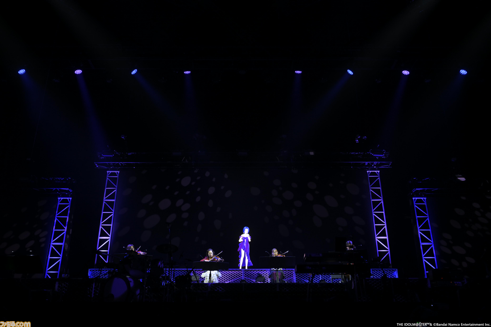 『アイマス』越境xRライブ“IWSF2026”2日目リポート。各ブランドが誇るボーカルアイドルのハイレベルな歌唱力と生バンドによるサウンドが会場を熱くする！