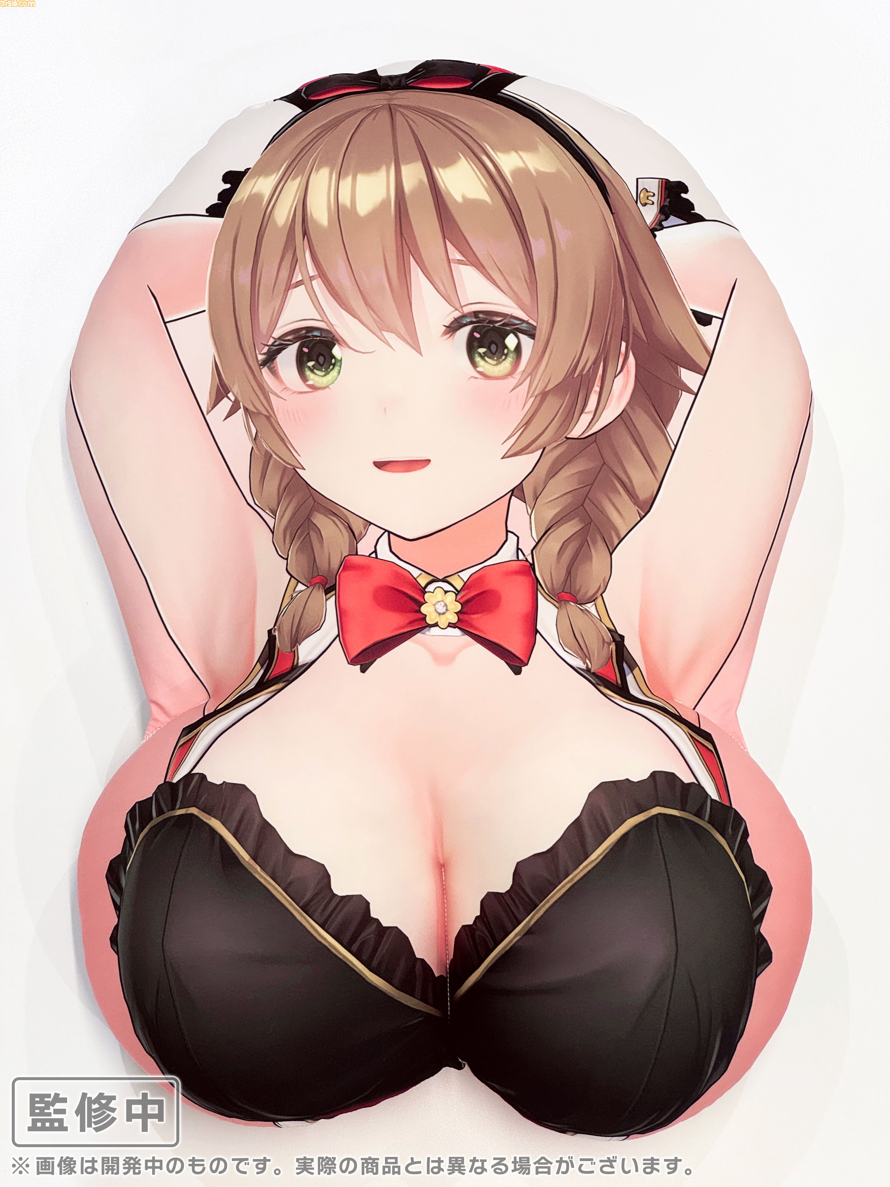 『バニーガーデン2』花奈のリアルな“谷間”を再現した等身大クッションが爆誕。表は魅惑の胸元、裏はプリッとしたお尻の欲張りすぎるリバーシブル仕様