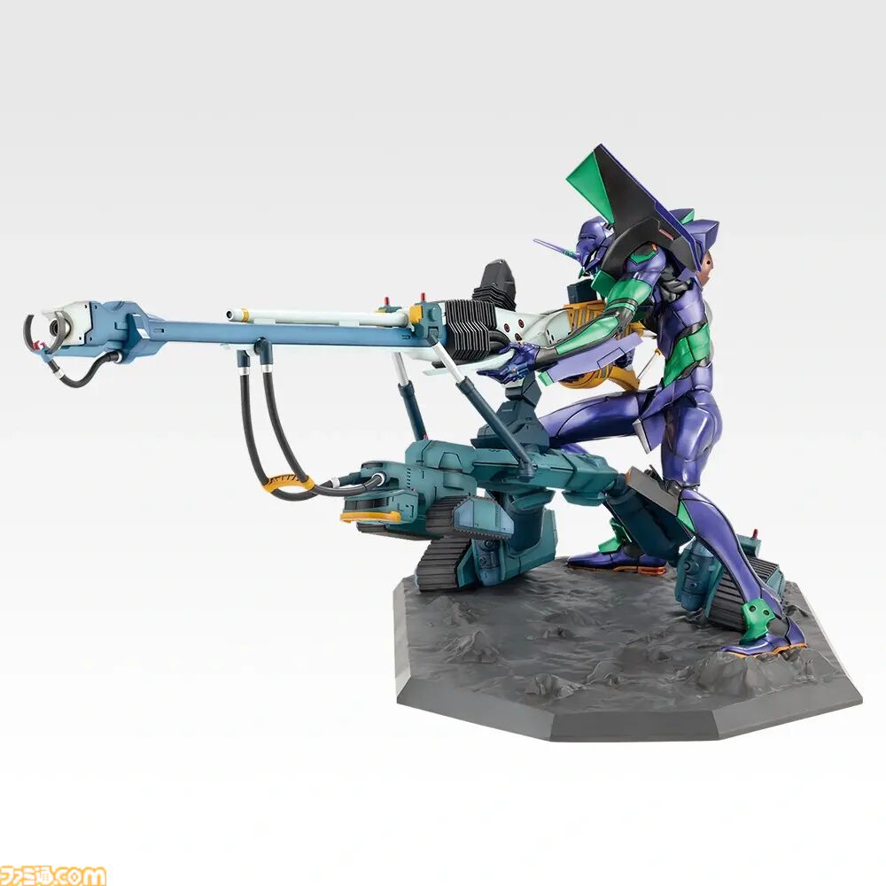 【ココに注目】『エヴァンゲリオン』ミサトさんのあのシーンを再現したフィギュアがもらえる一番くじが8/29発売。ポジトロンライフル装備の初号機や第6の使徒もフィギュアに