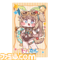 『トリッカル』夏コミでの販売グッズが公開。タオルやぬいぐるみクリップなど多彩なアイテムが並ぶ。購入特典としてカードやショッパー、ポストカードも