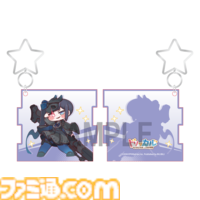 『トリッカル』夏コミでの販売グッズが公開。タオルやぬいぐるみクリップなど多彩なアイテムが並ぶ。購入特典としてカードやショッパー、ポストカードも