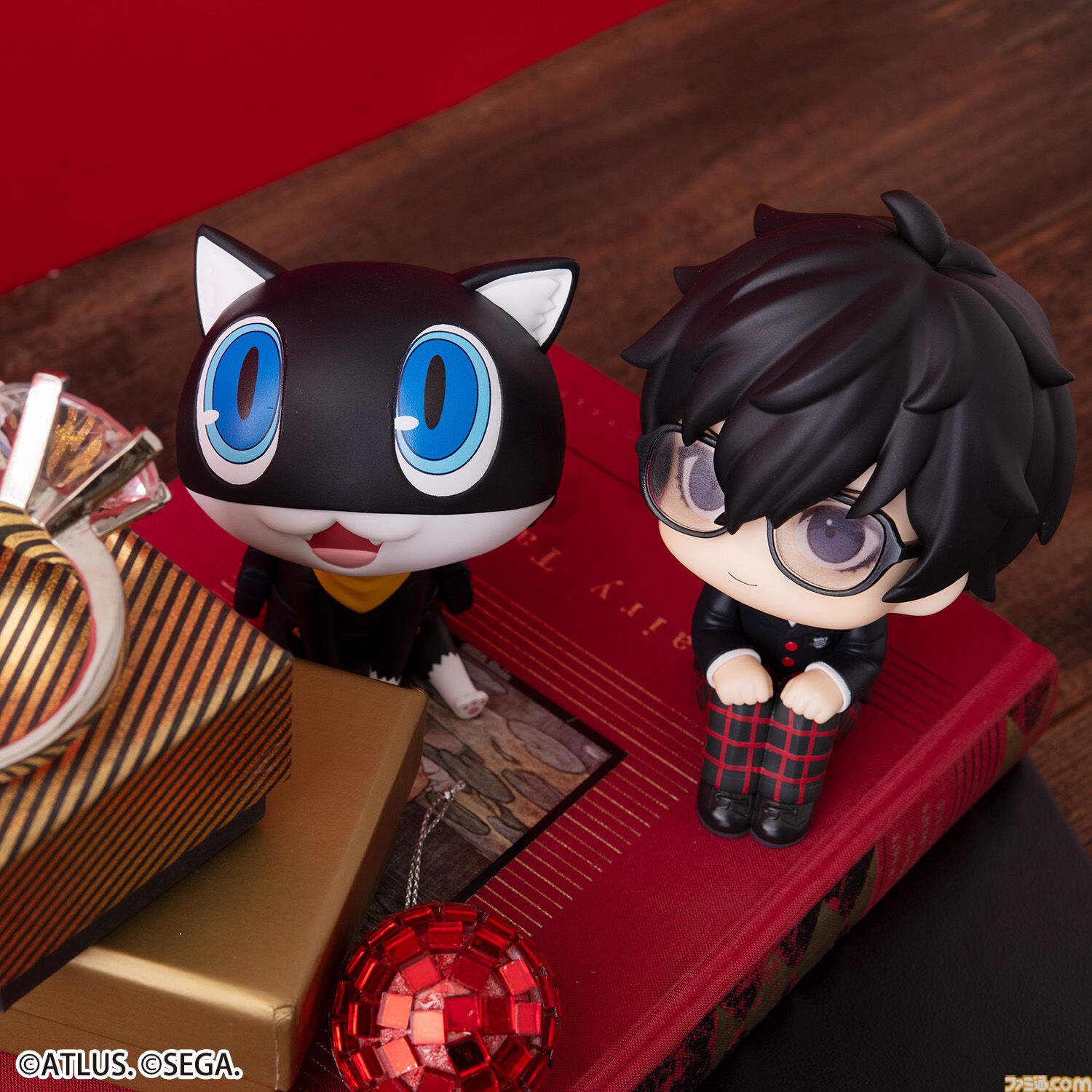 『ペルソナ5 ザ・ロイヤル』主人公とモルガナのフィギュアが登場。こちらを見上げるポージングがかわいい“るかっぷ”シリーズ