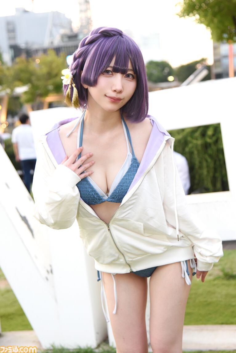 【コスサミ】『スト6』新キャラ・ヤスミンや不知火舞、双子姉妹の『NIKKE』マスト＆アンカーまで。水着＆バニー衣装のレイヤーがずらり【世界コスプレサミット2026】
