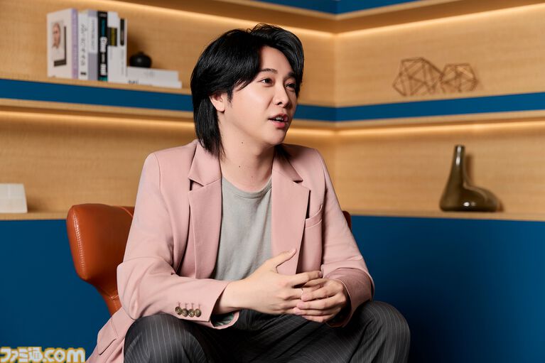 大森元貴氏(Mrs. GREEN APPLE)「ひねくれたのは『ダンガンロンパ』のせい(笑)」。ポップの奥にある絶望と希望。小高和剛氏と語る“相思相愛”対談