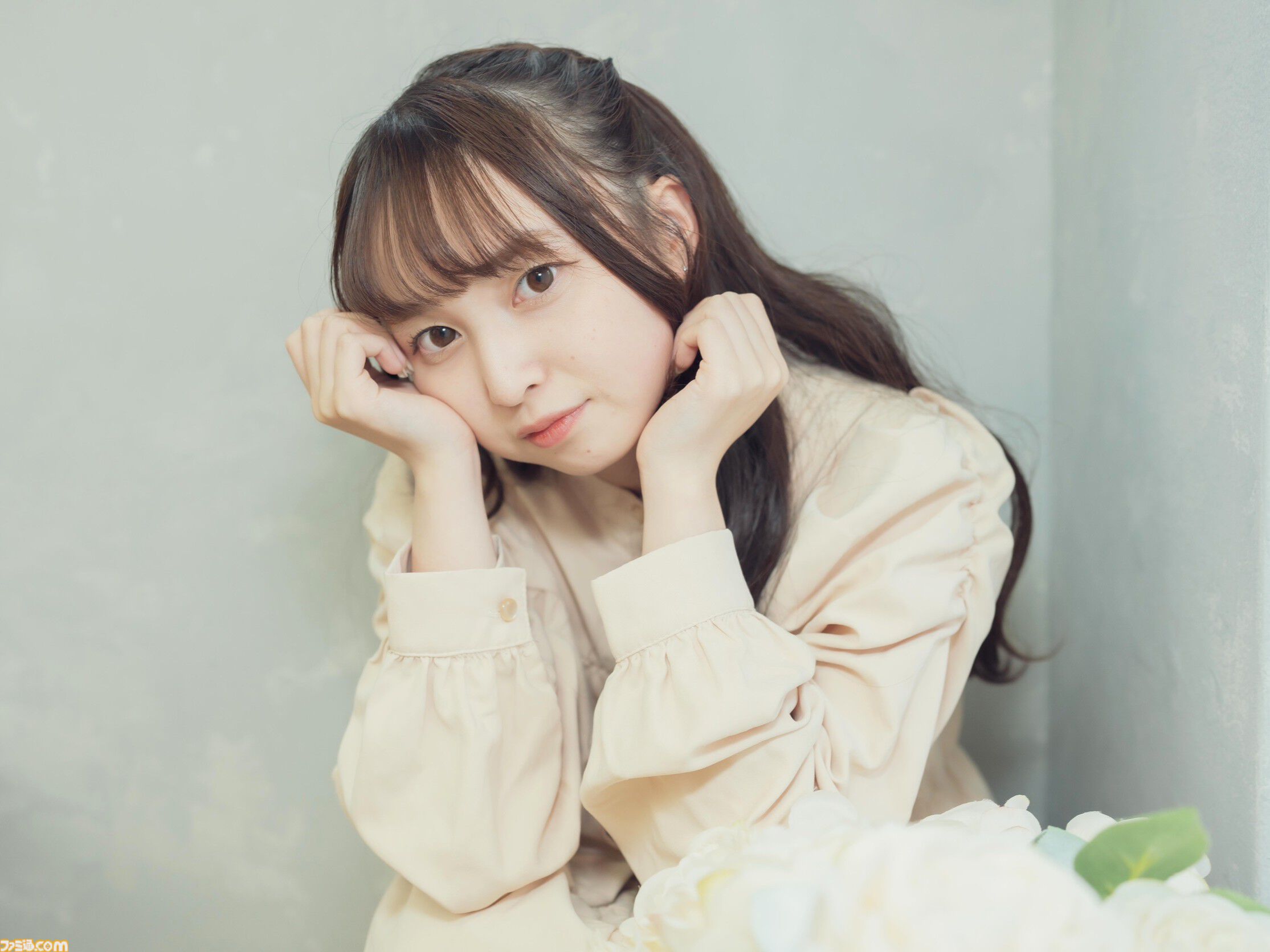 【コミケ108】『ゾンビのあふれた世界で俺だけが襲われない』有名な「抱かせろ」クリアカードが配布される。フロンティアワークスの企業ブースにて