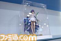 【HoYoverse】本拠地シンガポールオフィスツアー。LEGOブロックで作られた『原神』パイモンや、『スターレイル』『崩壊3rd』等身大キャラクターパネル、完全新作『ゼンゼロ』がお出迎え