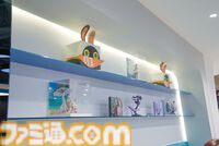 【HoYoverse】本拠地シンガポールオフィスツアー。LEGOブロックで作られた『原神』パイモンや、『スターレイル』『崩壊3rd』等身大キャラクターパネル、完全新作『ゼンゼロ』がお出迎え