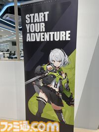 【HoYoverse】本拠地シンガポールオフィスツアー。LEGOブロックで作られた『原神』パイモンや、『スターレイル』『崩壊3rd』等身大キャラクターパネル、完全新作『ゼンゼロ』がお出迎え