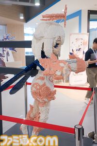 【HoYoverse】本拠地シンガポールオフィスツアー。LEGOブロックで作られた『原神』パイモンや、『スターレイル』『崩壊3rd』等身大キャラクターパネル、完全新作『ゼンゼロ』がお出迎え