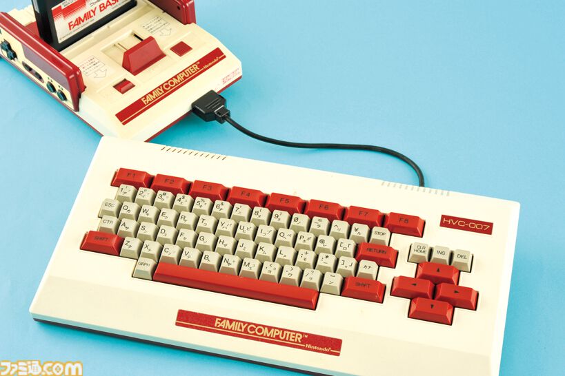 ファミコンの周辺機器“ファミリーベーシック”が発売40周年。BASIC言語でゲームを自作して楽しめた、夢広がるツール【今日は何の日？】 | ゲーム ・エンタメ最新情報のファミ通.com