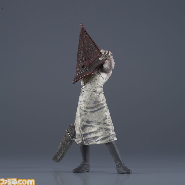『サイレントヒル2』レッドピラミッドシングやバブルヘッドナースなどクリーチャー4種がガチャに登場。リアルな造形の存在感がすごい