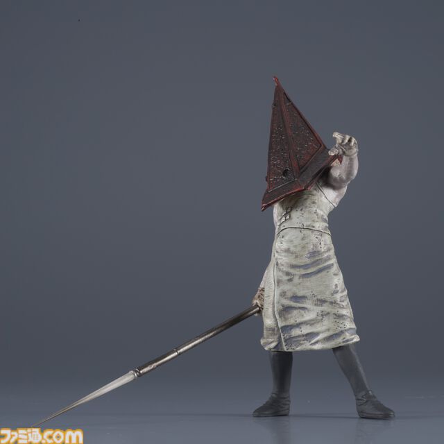 『サイレントヒル2』レッドピラミッドシングやバブルヘッドナースなどクリーチャー4種がガチャに登場。リアルな造形の存在感がすごい