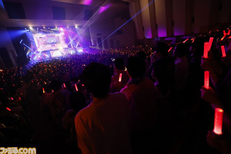 『学マス』標ツアー福井公演”Day2リポート。新曲、リーリヤの『いつかのわたし』と莉波の『重なる夜空の痕跡に』がサプライズ披露。すべてのソロ曲が歌われ、『白線』の熱いコールが福井へと響き渡る