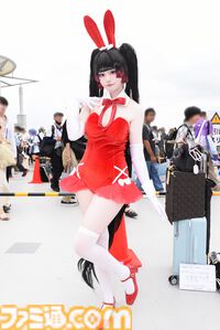 【コミケ108】『NIKKE』水着シンデレラ、『アズレン』RQニュージャージー、『スト6』不知火舞に『モンハン』モンちゃんまで……豪雨にも負けず、個性派コスプレイヤーが大集結