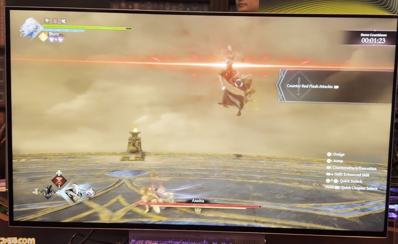 『壊滅の潮汐』円卓の騎士を使役できるアクションRPGは爽快で骨太。いっしょに戦ってくれるだけでなく、重いものを持ってくれるナイスガイたちと世界を救おう【gamescom 2026】