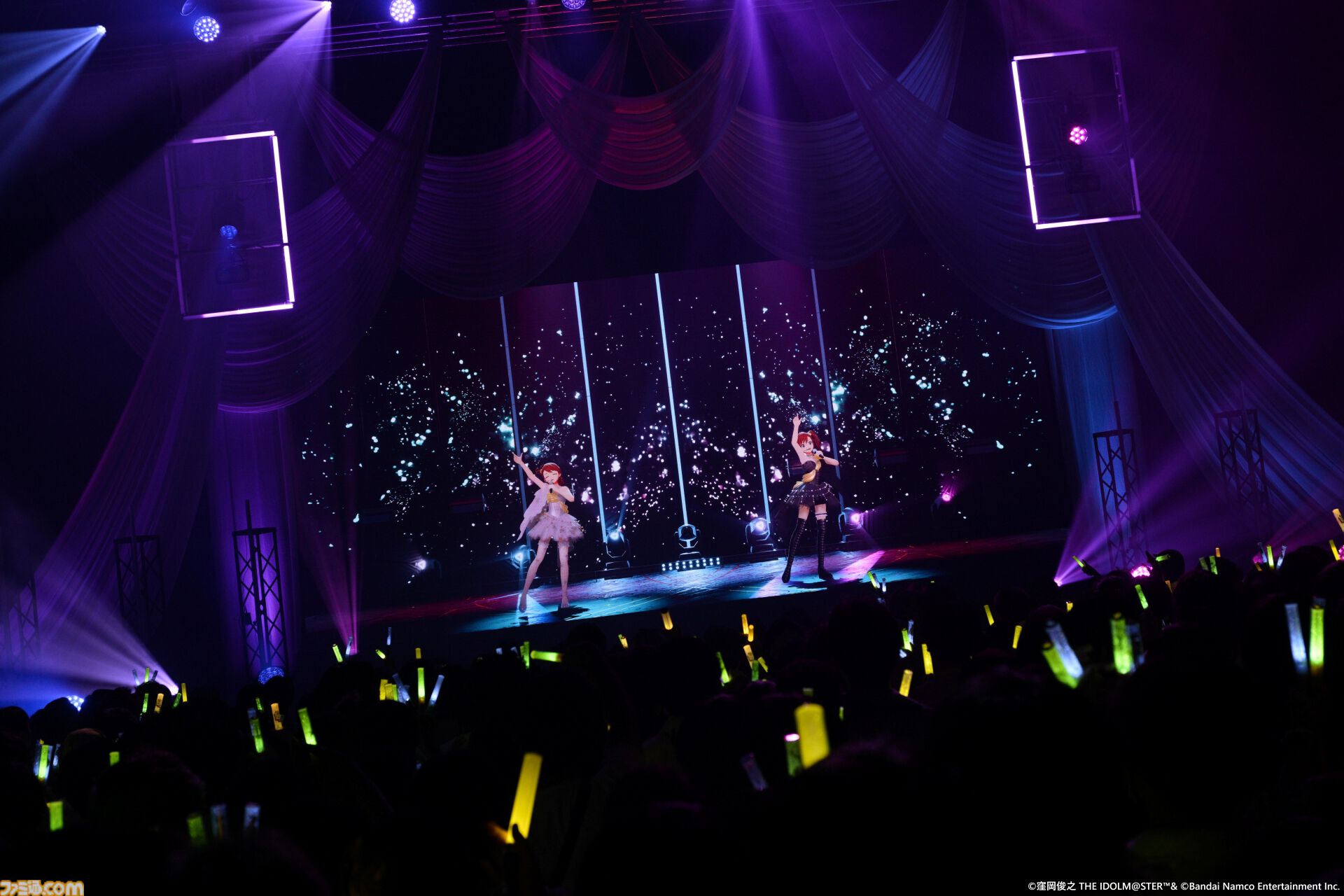『アイマス』双海亜美・真美 twin live“ふたごぼしのつばさ”東京公演リポート。全曲ふたりでのステージで、新曲『北極星をズラしちゃえ！』でも一体感のあるパフォーマンスを披露。