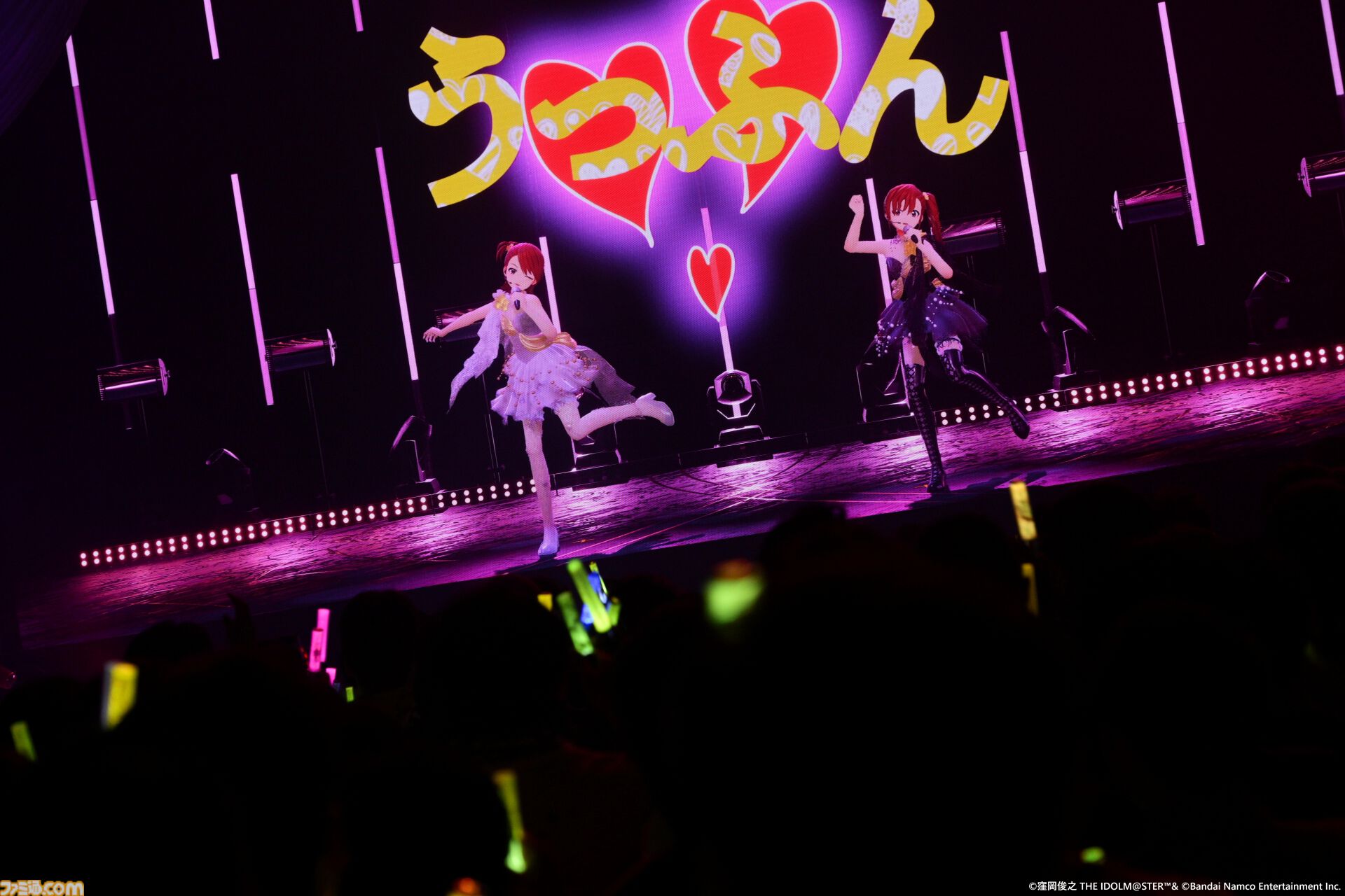 『アイマス』双海亜美・真美 twin live“ふたごぼしのつばさ”東京公演リポート。全曲ふたりでのステージで、新曲『北極星をズラしちゃえ！』でも一体感のあるパフォーマンスを披露。